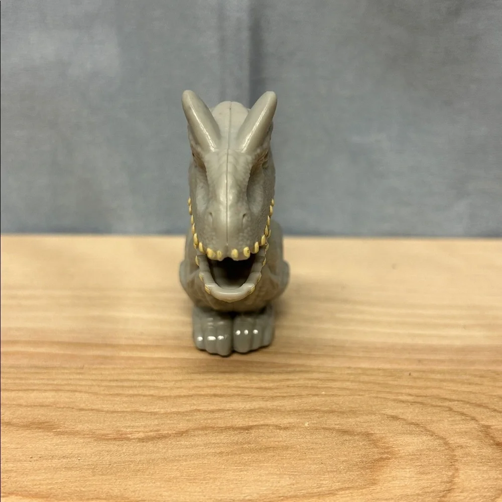 Figurine Mcdonalds 2020 Toy Jurassic World Camp Crétacé Indominus Rex - Canada - Picture 2 of 6